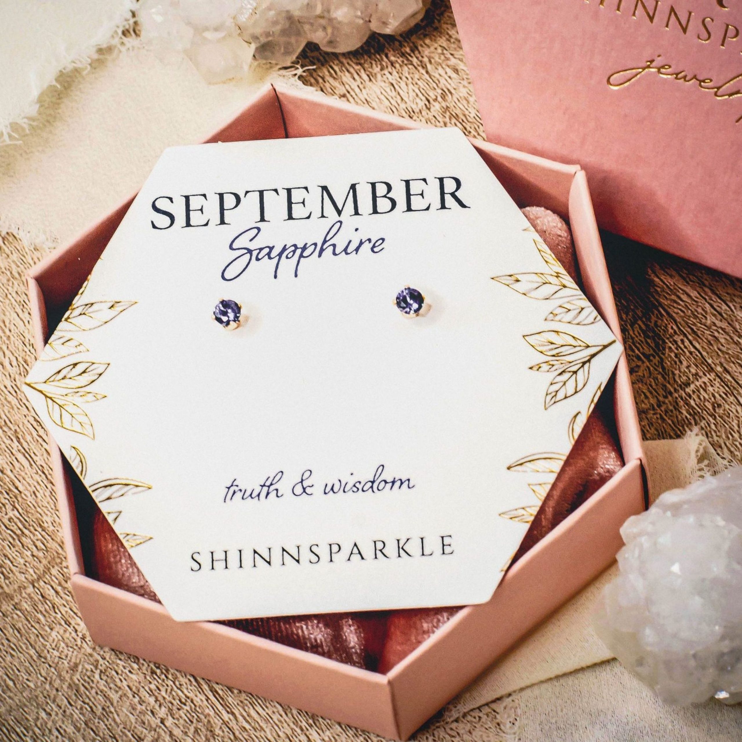 Expert Insights on Necklace Cards Packaging Boxes: Elevate Your Product Presentation